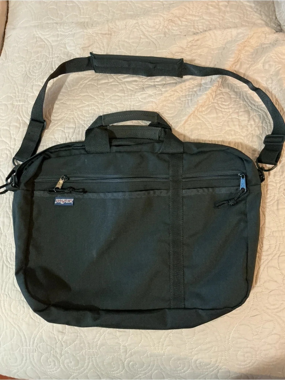 Jansport Black Laptop Messenger Bag with Adjustable Strap
